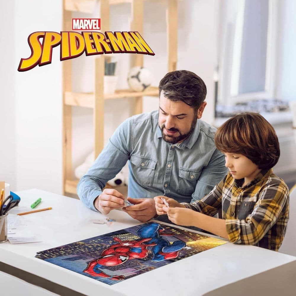 Spiderman 3D 300 Piece Puzzle in Tin Second Alternate Image