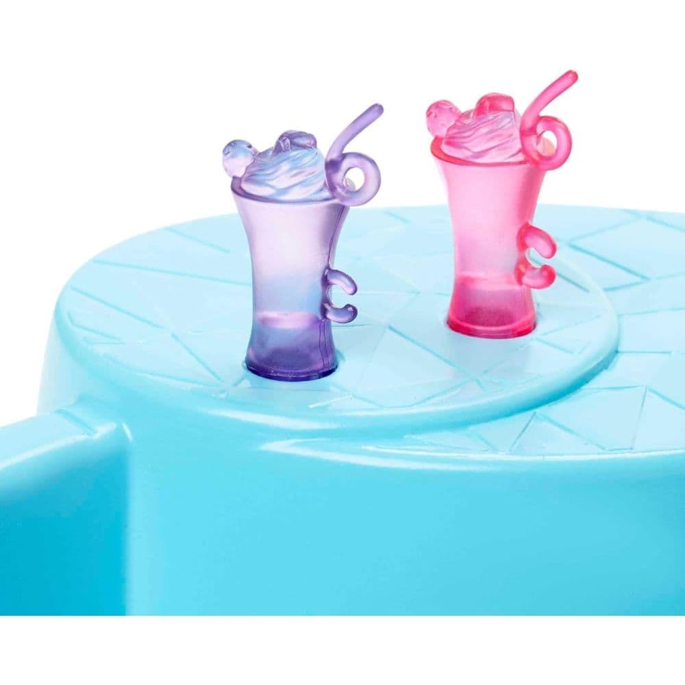 Barbie Doll & Pool Playset Sixth Alternate Image