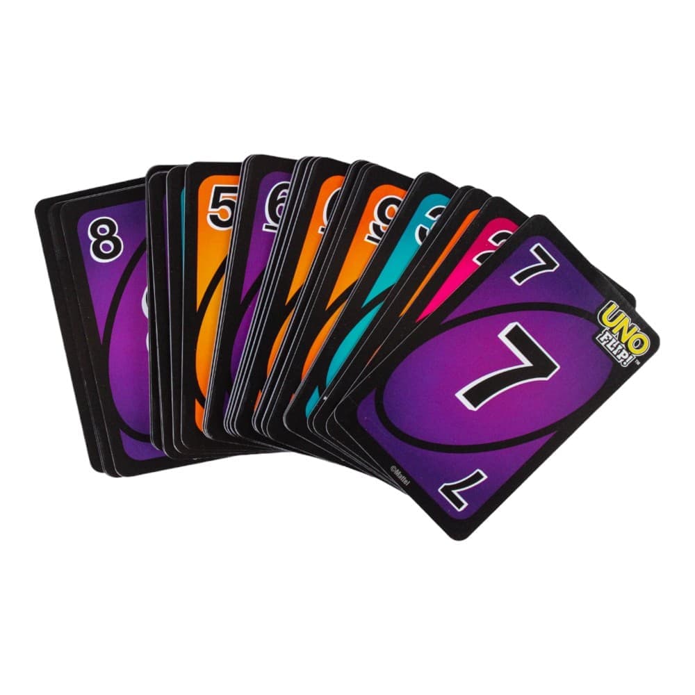 UNO Flip Third Alternate Image width="1000" height="1000"