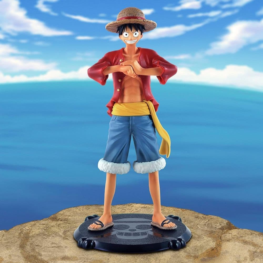 One Piece Monkey D Luffy Figurine Third Alternate Image