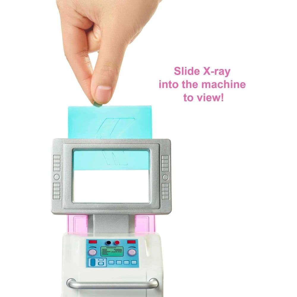 Barbie Fast Cast Clinic Second Alternate Image