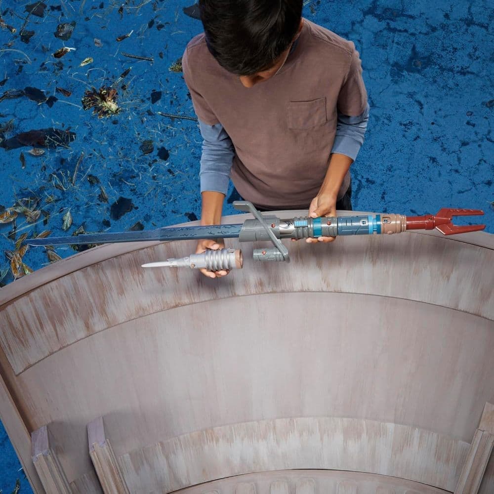 Star Wars Lighstaber Forge Acolyte Masterworks Set 12th Alternate Image