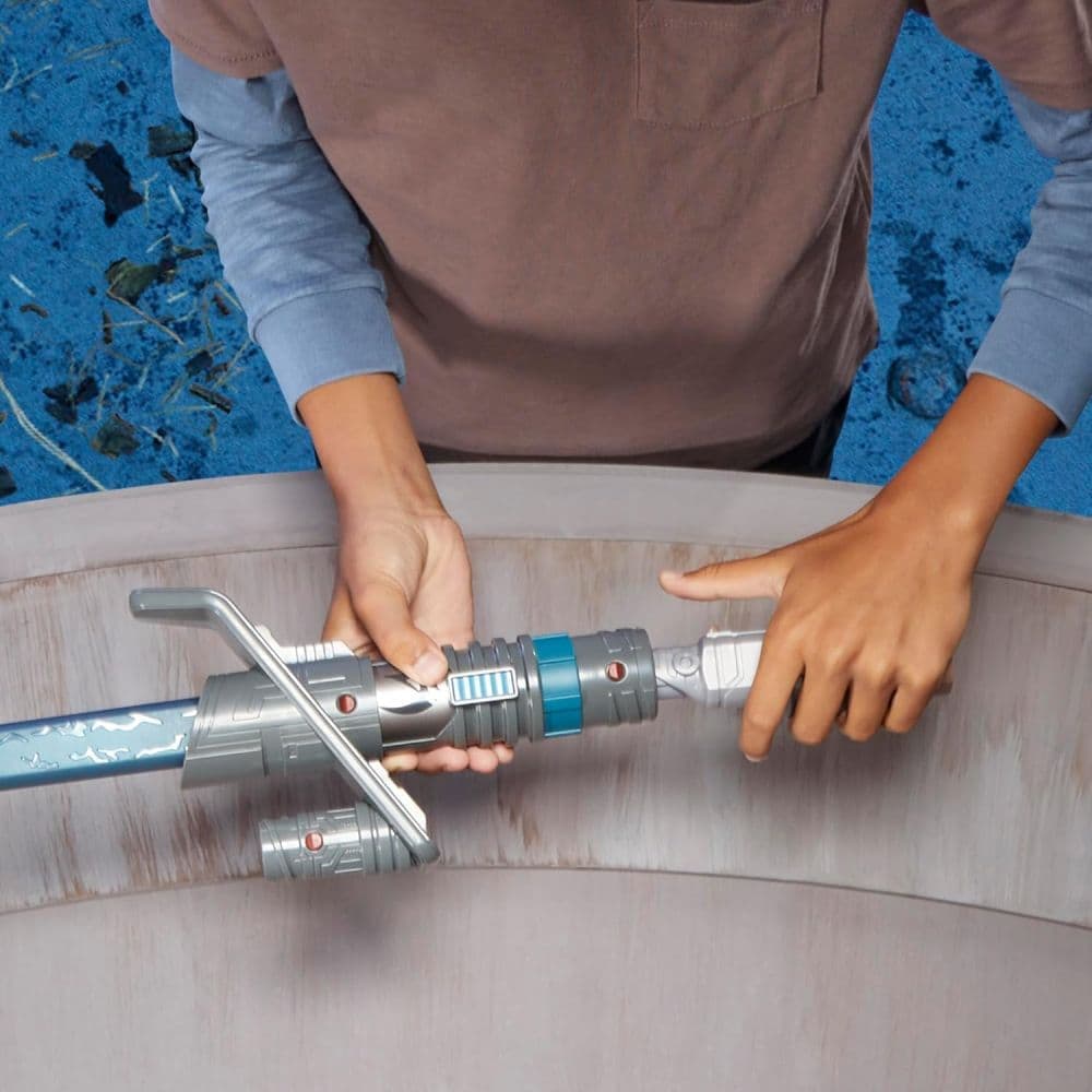 Star Wars Lighstaber Forge Acolyte Masterworks Set 13th Alternate Image