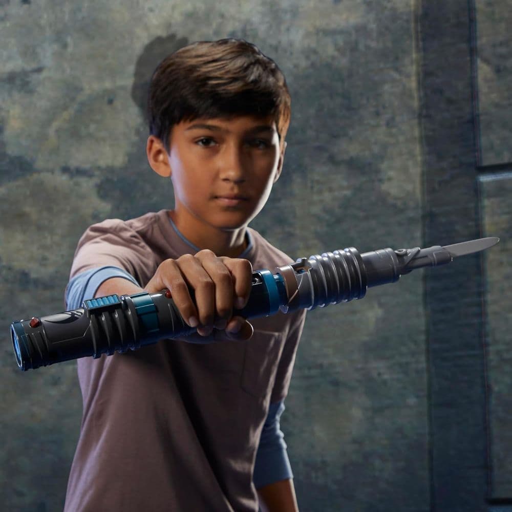 Star Wars Lighstaber Forge Acolyte Masterworks Set Seventh Alternate Image