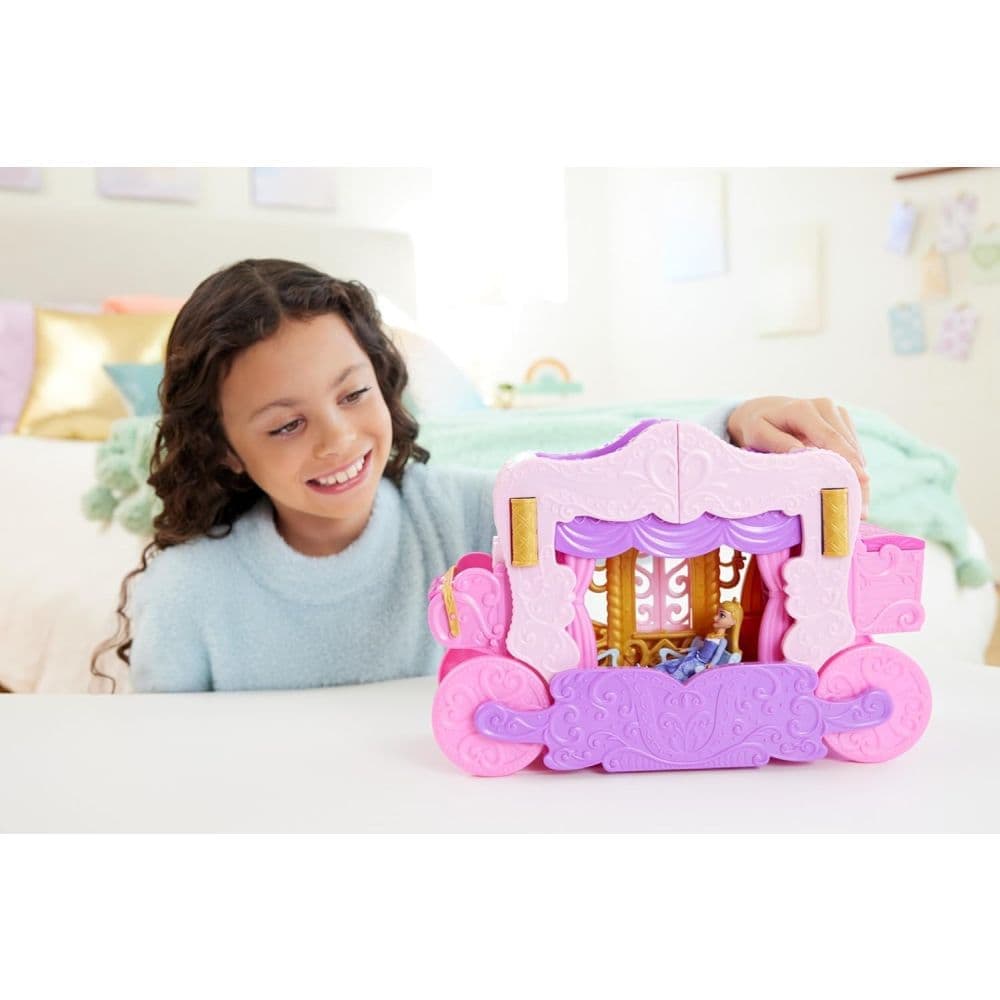 Disney Princess Carriage Castle Playset First Alternate Image